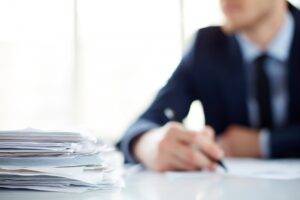 Souscription d’un contrat d’assurance : Les documents essentiels et les termes à comprendre